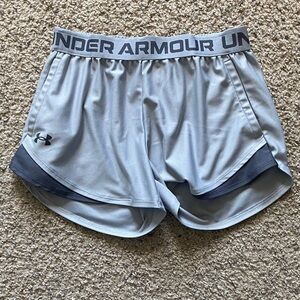 Under Armour Women’s Light Gray Athletic Shorts